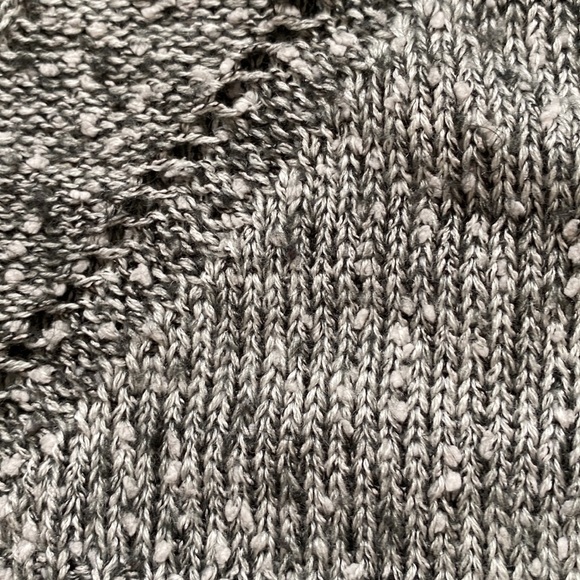 Cropped sweater - Picture 2 of 4